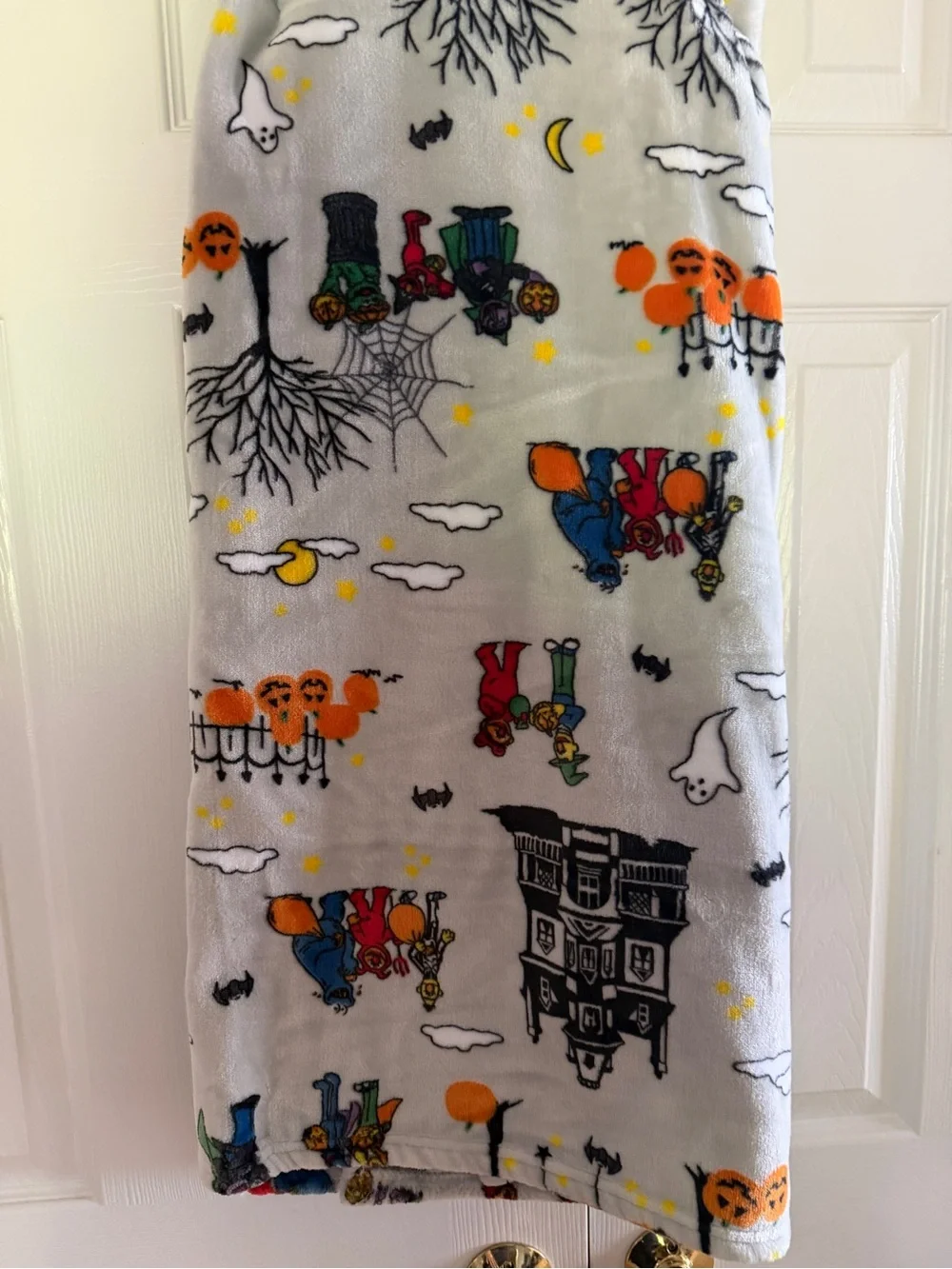 New Sesame Street Plush Throw Blanket Halloween Cookie Monster Elmo 50 x 60